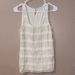 Maurice’s tank top